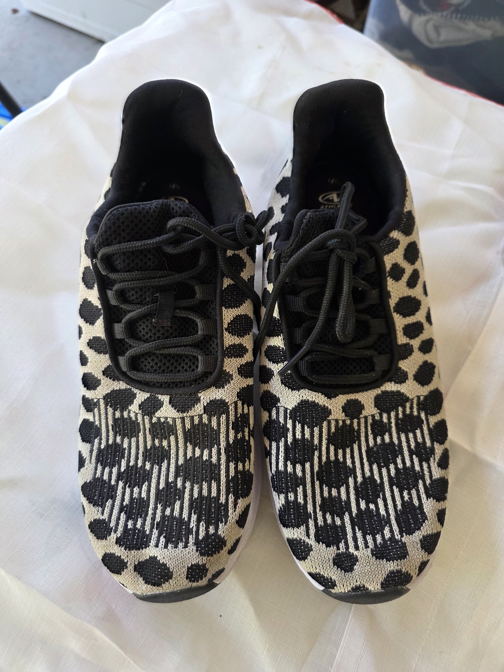 Athletic Works Black and Cream Leopard Knit Sneakers